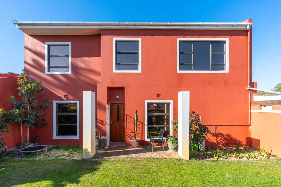 4 Bedroom Property for Sale in Edgemead Western Cape